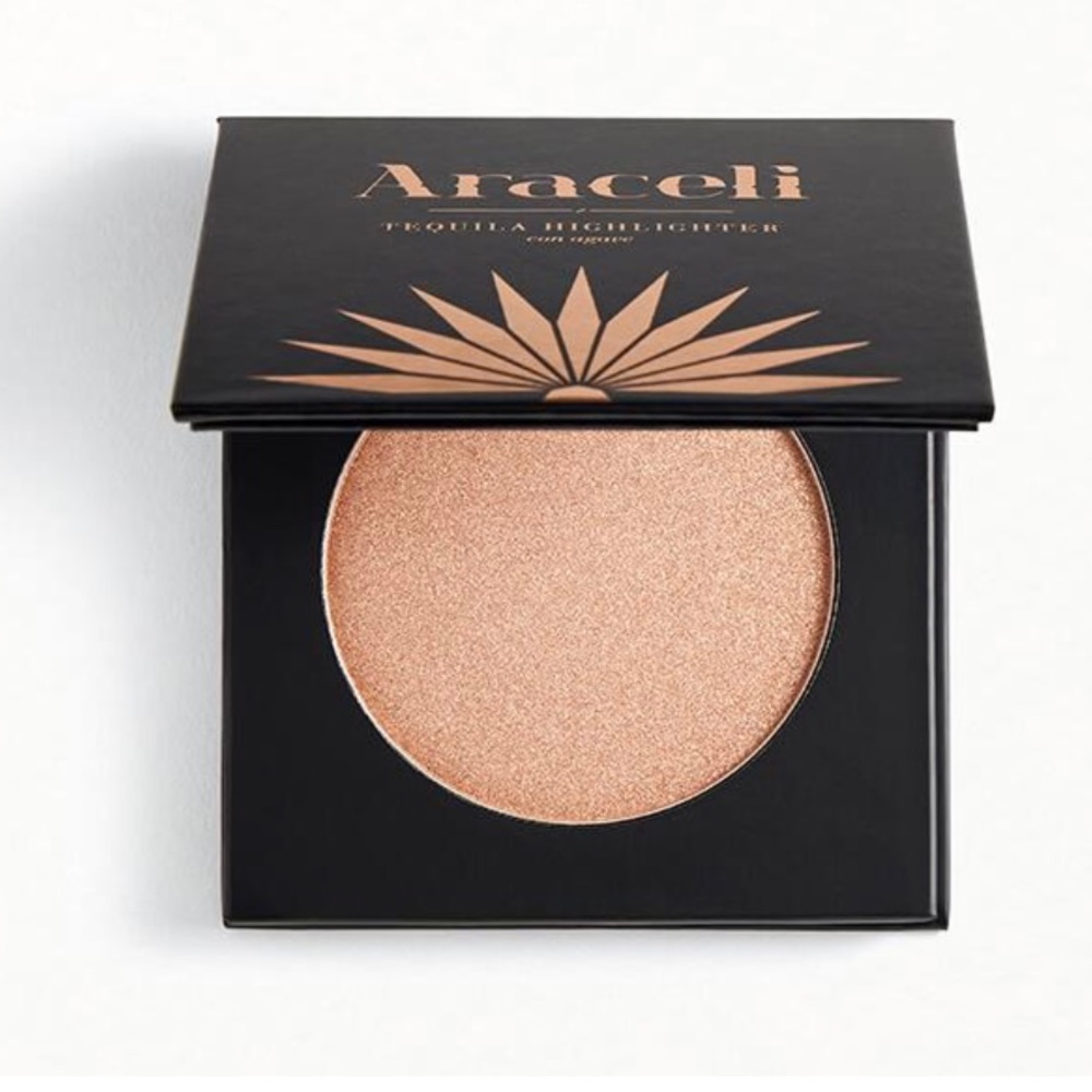 Araceli tequila highlighter in Blanco
